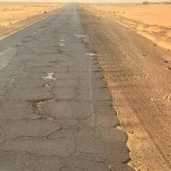 Die Haupstrasse des Landes 🙈
