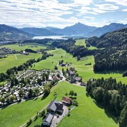 Und hinten ist der Mondsee