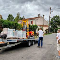 The tiles arrive- just 3 hours late!