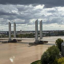 Jacques-Chaban-Delmas-Brücke