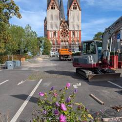 Dom mit Baustelle