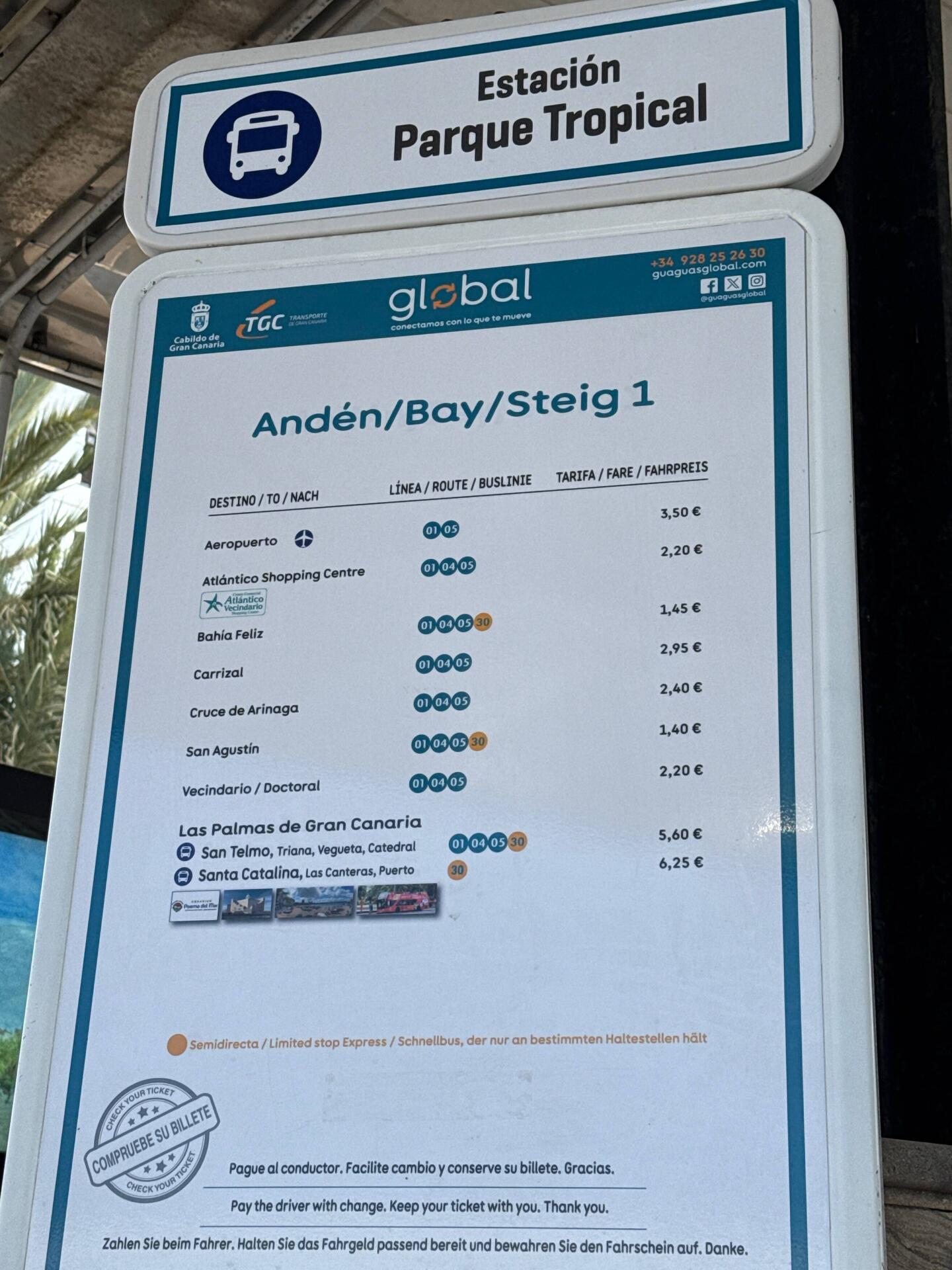 Warten auf den Bus