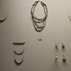 Gold jewellery found at Troy