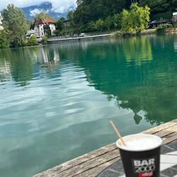 Coffee before a walk around the lake and up to Vintgar Gorge.