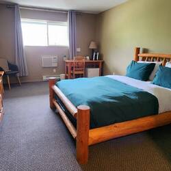 Large cozy room. The Raven's Nest.
