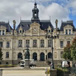 Das prächtige Hôtel de Ville (Rathaus)