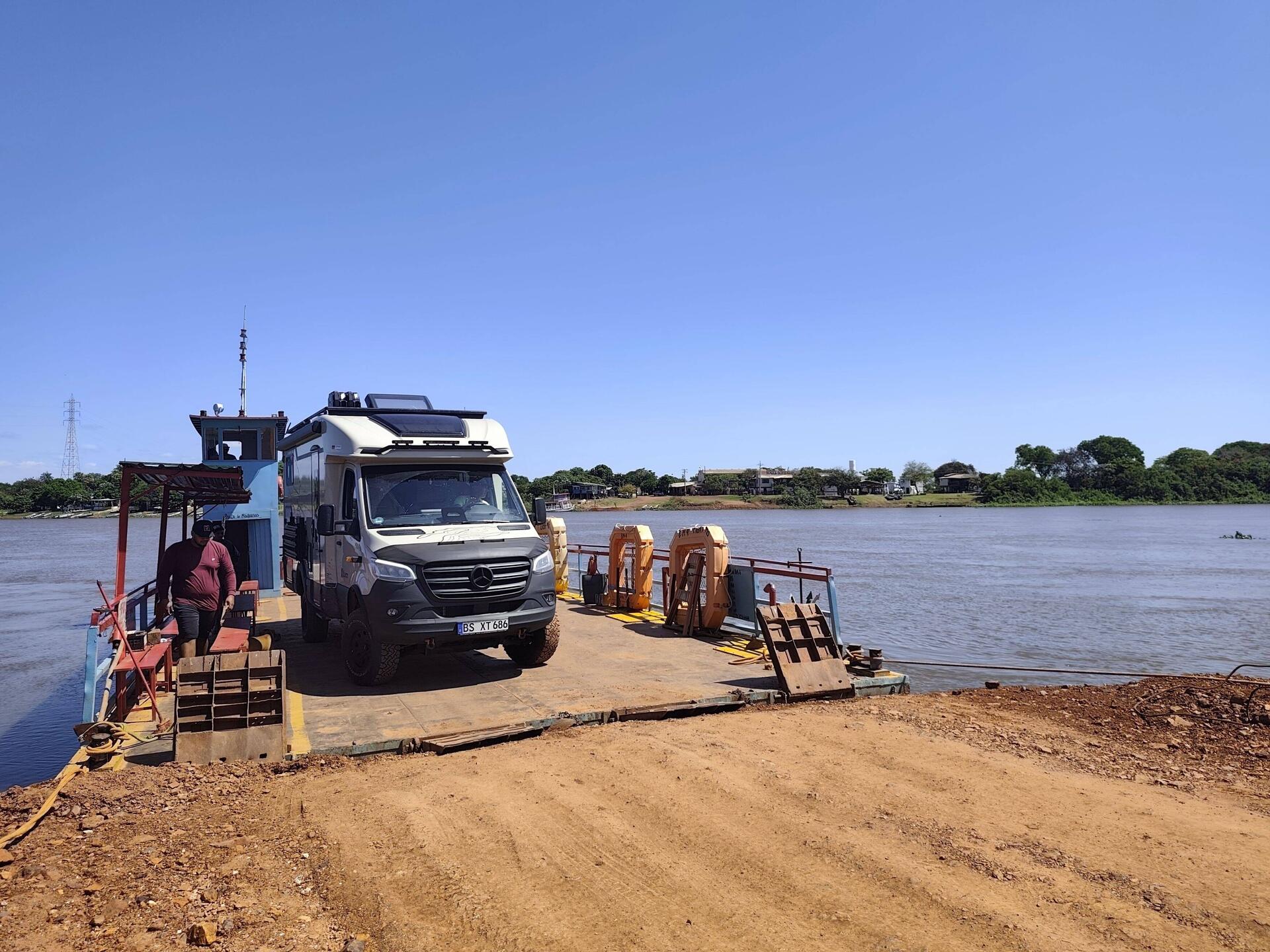 Überfahrt über den Rio Paraguay