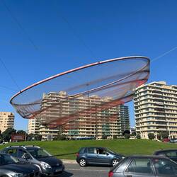 I think this sculpture is meant to be a huge fishing net, given Matosinhos's fishing connections