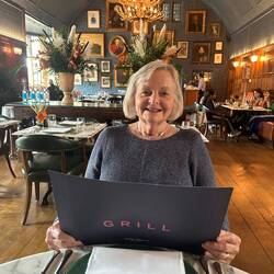 Lunch in Broadway