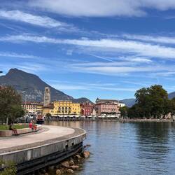 Blick auf Riva del Garda