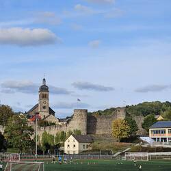 Hillersheim city walls and church