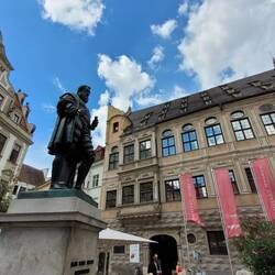Hans Jakob Fugger - Denkmal auf dem Fuggerplatz