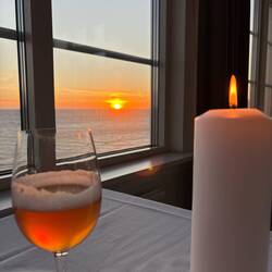 Gratis zonsondergang in combinatie met een 10 euro biertje 🌅🍺