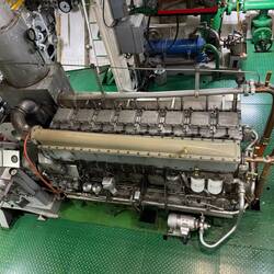 Grosse 8Zyl MAN Maschine mit 650PS
