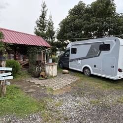 Sehr schöner gemütlicher Campingplatz - der Regen war auch vorbei
