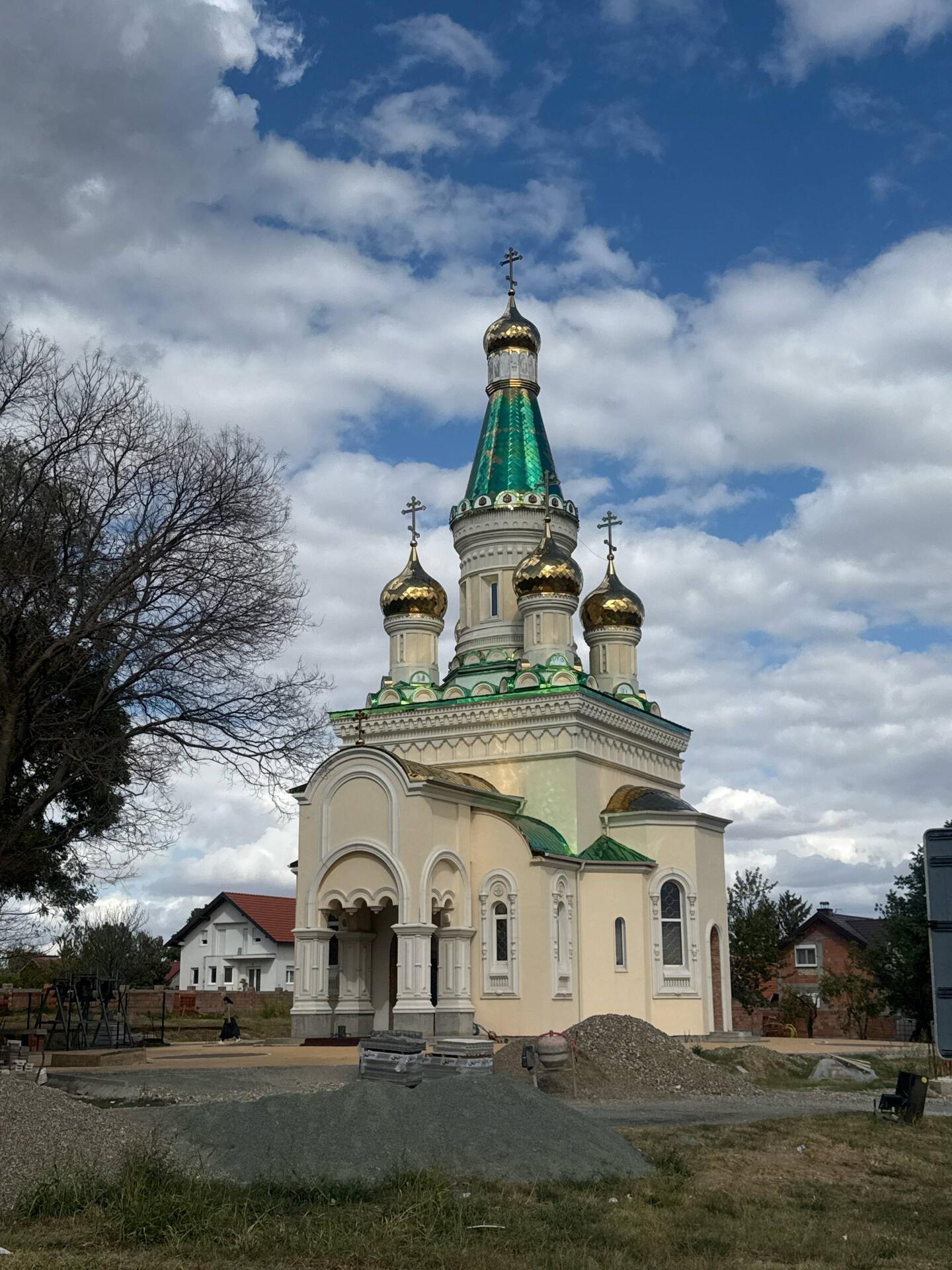 The Church of the Blessed Virgin Mary at Banstol — my “Emerald City” at the top of the climb