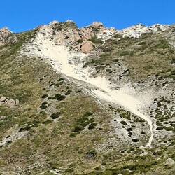 Au retour, on revoit "NOTRE" langue de sable qui monte jusqu'au sommet du Monte Blanco le bien nommé