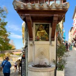 Potable water fountain near Porta della Fratta.