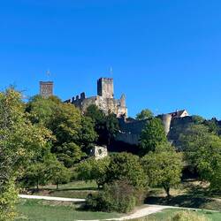 Die Burg von der Tumringer Seite