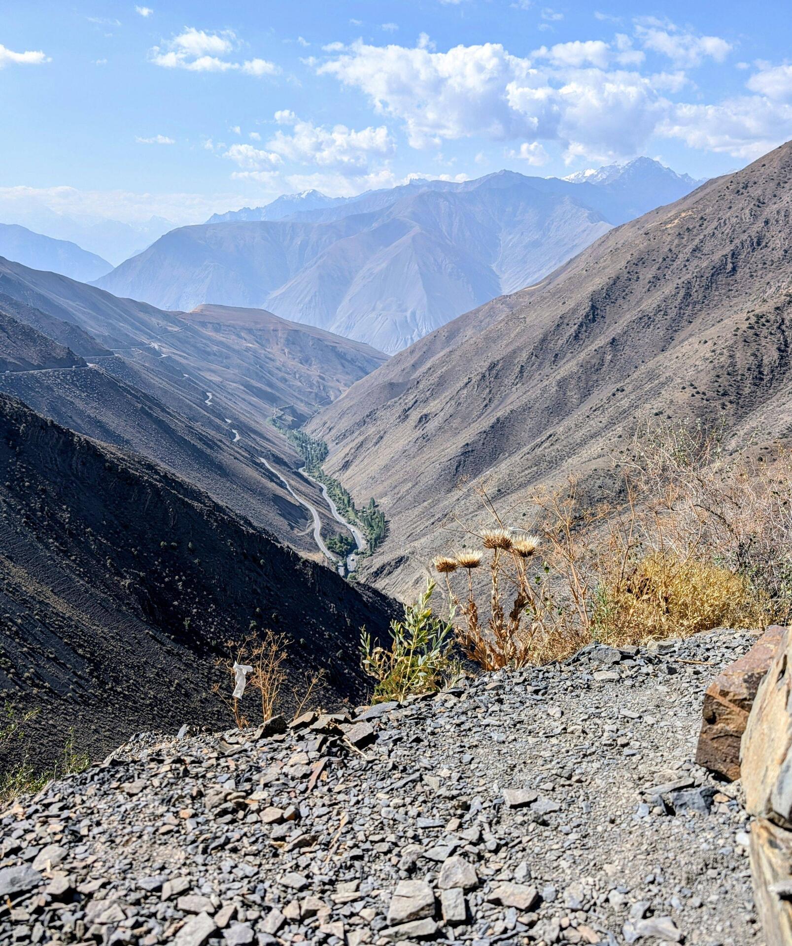 View from the Sharistan pass that leads up to the Sharistan tunnel