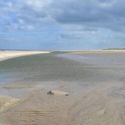 Der Priel zaubert neue Panoramen und neue Wege.