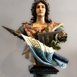 "La Repubblica" by Italian sculptor Vittorio Pochini (1899) — State Museum.