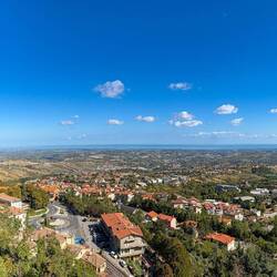 Panorama of the lower reaches of the country ... Adriatic Sea in the distance (from the trail).