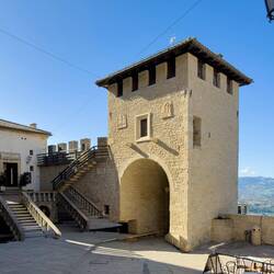 Porta San Francesco, currently the main entrance to the city, dates back to 1451.