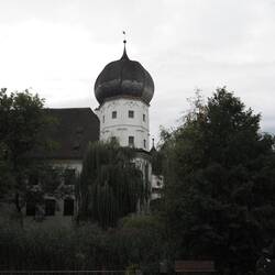 Der Isen und der Inn sind Flüsse der tausend Schlösser.
