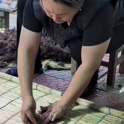 Now preparing the felt