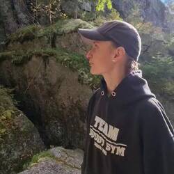 Eine Kostprobe von dem was Alex den ganzen Tag hören darf.