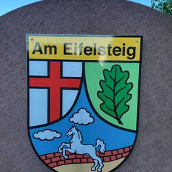 Am Ortseingang von Rodt.