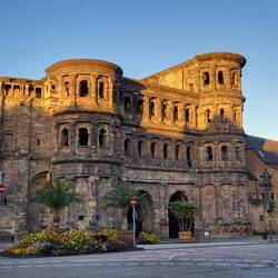 Auf dem Weg zum Bahnhof - Porta Nigra