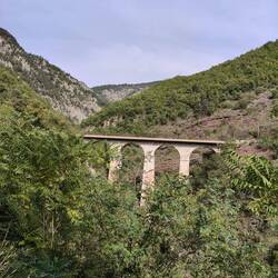 Brücke über den Var...