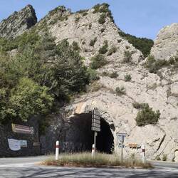 Einfahrt auf die Grandes Alpes Tour dem Var entlang