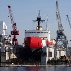 Ein Eisbrecher der Coast Guard