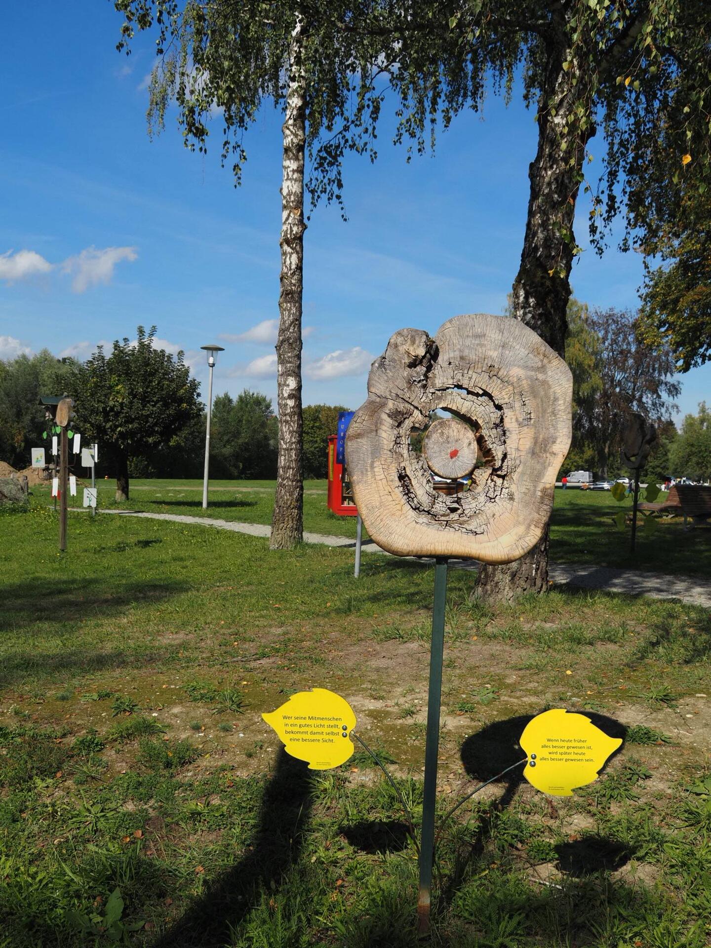 Kleinkunst am Wegesrand