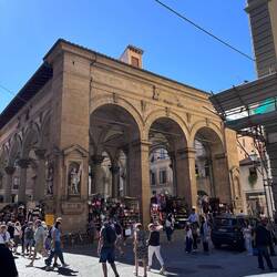 Loggia del Porcellino