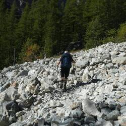 Sidedale er blevet til "stenfloder" der skal forcers