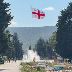 Georgische Flagge im Stalin Park