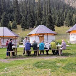 Lunch before the next canyon