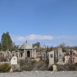 More islamic cemeteries on way to first canyon....😬