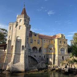 Museu Condes de Castro Guimarães