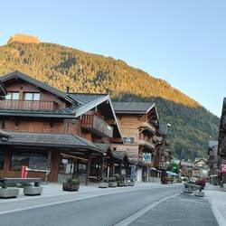 Morzine, ausgestorben in dieser Jahreszeit