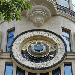 die astronomische Uhr