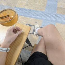 Cerveza o'clock (12pm)