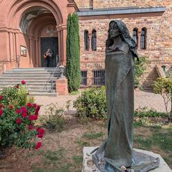 Hildegard von Bingen