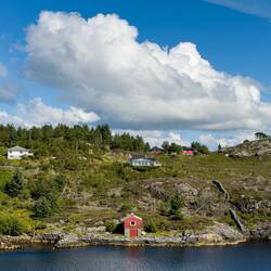 Scenery on the last leg to Bergen.