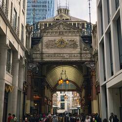 Beim Leadenhall Market herrschte Flohmarkt, das war uns aber zu viel 🙃.