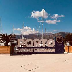 Tivat Hafen